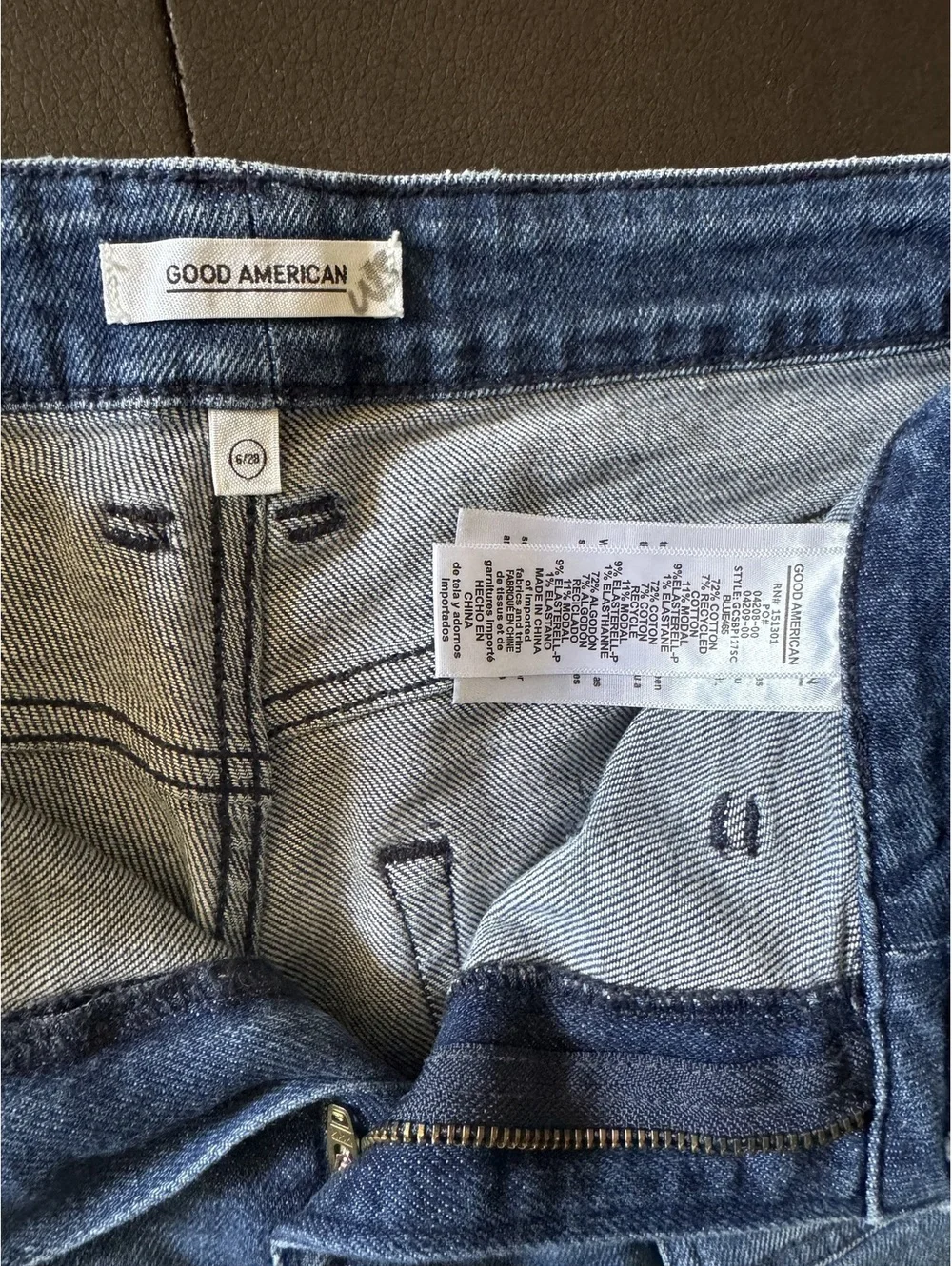 GOOD AMERICAN Frayed Denim Shorts